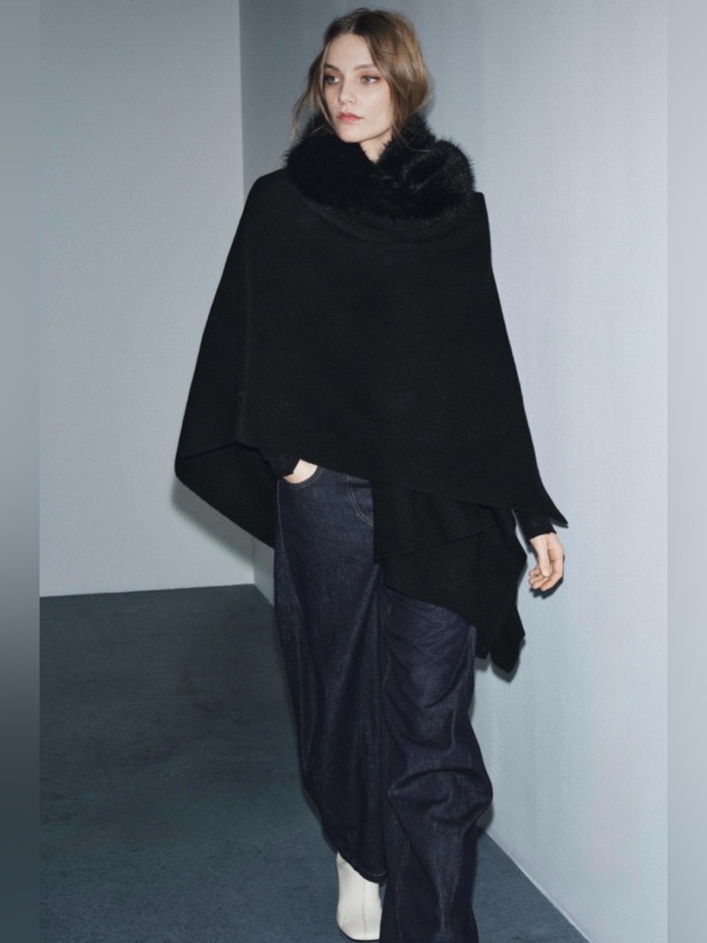 Zara Knit Fur Cape in Black, Sz Medium - Picture 9 of 16